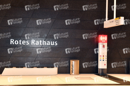 Eröffnung der U5-Neubaustrecke in Berlin