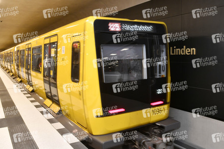 Eröffnung der U5-Neubaustrecke in Berlin