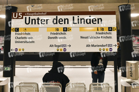 Eröffnung der U5-Neubaustrecke in Berlin