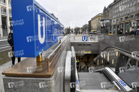 Eröffnung der U5-Neubaustrecke in Berlin