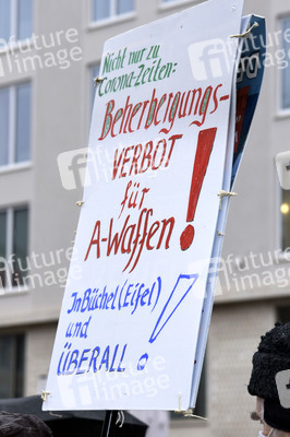 Kundgebung zum bundesweiten Aktionstag gegen Aufrüstung und Krieg in München