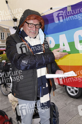 Kundgebung zum bundesweiten Aktionstag gegen Aufrüstung und Krieg in München