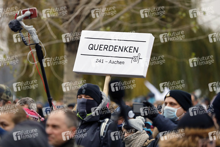 Querdenken-Demo in Düsseldorf