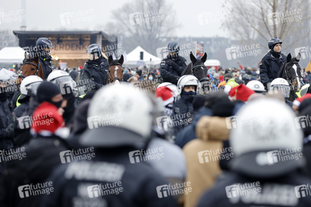 Querdenken-Demo in Düsseldorf