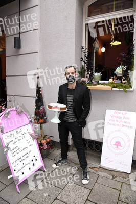 Sha bei CD-Präsentation und Charity Advent in München