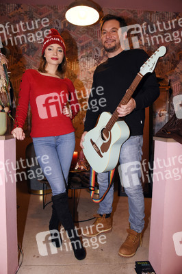 Sha bei CD-Präsentation und Charity Advent in München