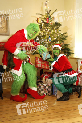 GEEK ART: Der Weihnachtsmann und der Grinch / Santa Claus and the Grinch
