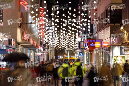 Symbolfoto Weihnachtseinkäufe