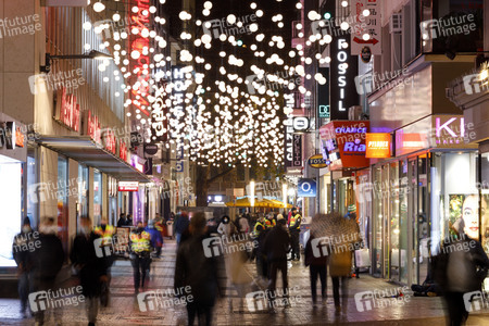 Symbolfoto Weihnachtseinkäufe