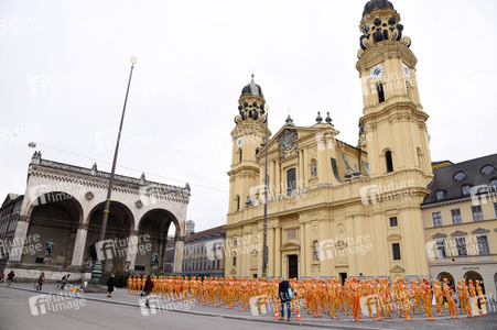 Kunst-Installation 'Broken' in München