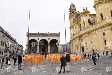 Kunst-Installation 'Broken' in München