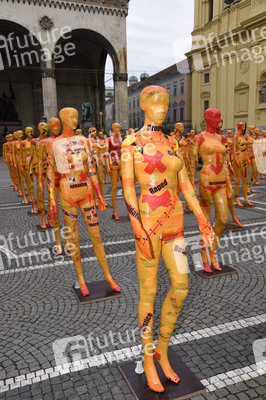 Kunst-Installation 'Broken' in München