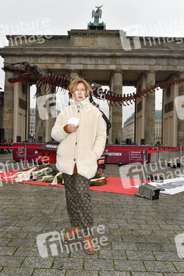 Mahnwache vom Aktionsbündnis 'Alarmstufe Dunkelrot' in Berlin