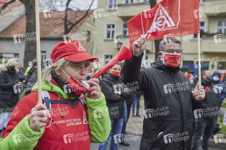 Demonstration gegen das Stilllegungsbeschluss des Mercedes Benz-Werks Berlin