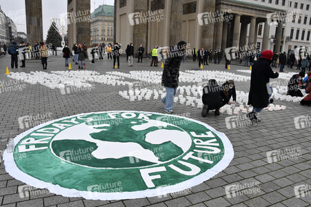 Fridays for Future Lichteraktion in Berlin