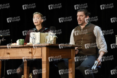 Musikalische Lesung 'A Weihnachtsgschicht' in Haar