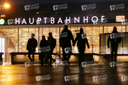 Symbolfoto Kölner Hauptbahnhof