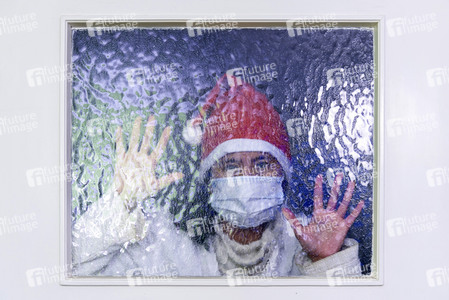 Symbolfoto Harter Lockdown vor Weihnachten