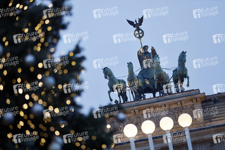 Weihnachtsstimmung am Brandenburger Tor in Berlin
