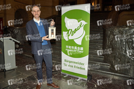 Übergabe des Friedenslichts in Hannover