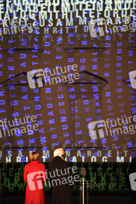 Lichtinstallation 'Lichtblicke' am Schloss Bellevue in Berlin