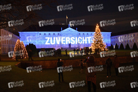 Lichtinstallation 'Lichtblicke' am Schloss Bellevue in Berlin