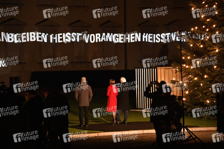 Lichtinstallation 'Lichtblicke' am Schloss Bellevue in Berlin