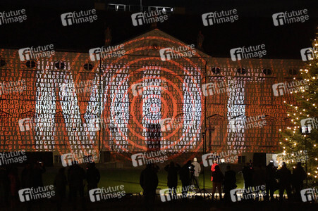 Lichtinstallation 'Lichtblicke' am Schloss Bellevue in Berlin