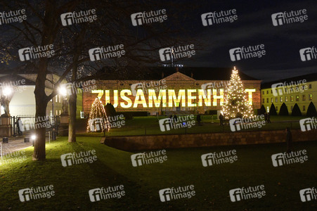 Lichtinstallation 'Lichtblicke' am Schloss Bellevue in Berlin