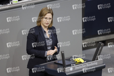 202. Sitzung des Deutschen Bundestages in Berlin