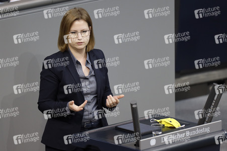 202. Sitzung des Deutschen Bundestages in Berlin