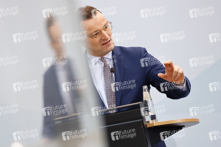 Pressekonferenz mit Jens Spahn in Berlin