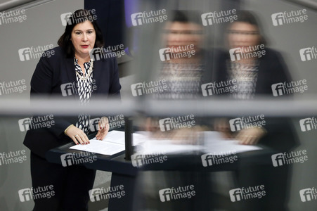 202. Sitzung des Deutschen Bundestages in Berlin