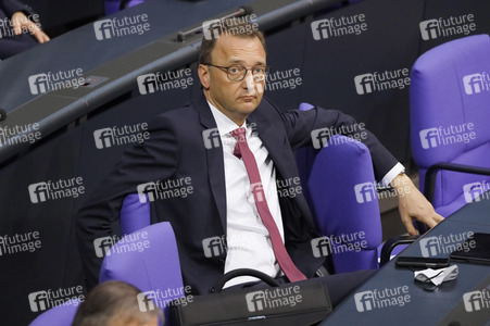 201. Sitzung des Deutschen Bundestages in Berlin