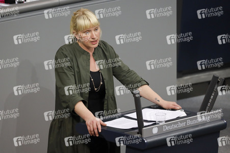 202. Sitzung des Deutschen Bundestages in Berlin