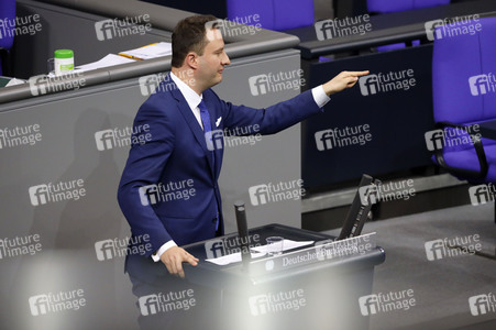 202. Sitzung des Deutschen Bundestages in Berlin