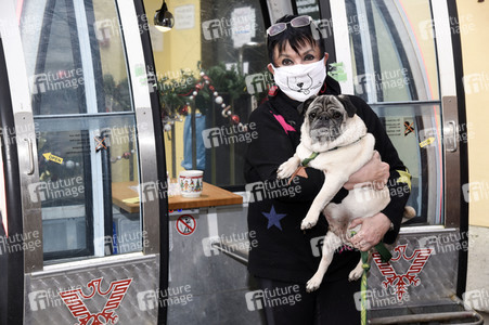 Fototermin Masken- und Gondelspende in München