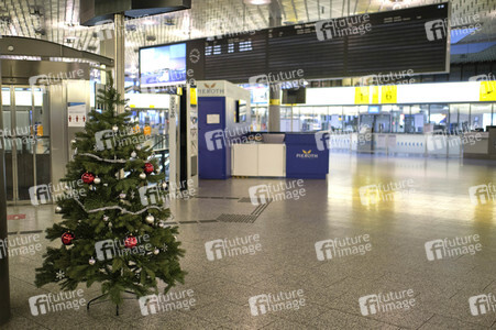 Symbolfoto Flughafen während des Lockdowns
