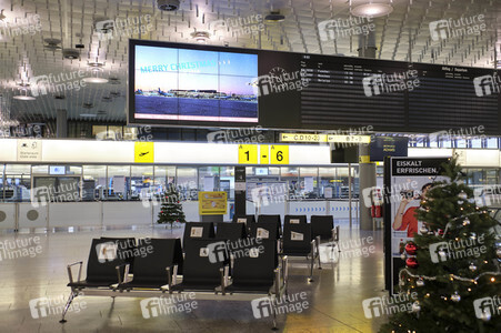 Symbolfoto Flughafen während des Lockdowns