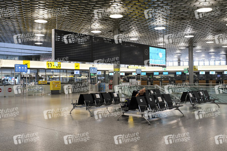 Symbolfoto Flughafen während des Lockdowns