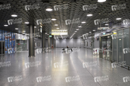 Symbolfoto Flughafen während des Lockdowns