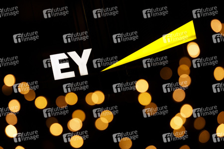 Symbolfoto Ernst & Young
