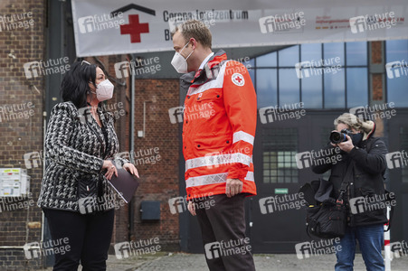 Inbetriebnahme des Corona-Impfzentrums in der Arena Berlin