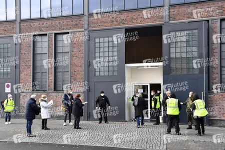 Impfzentrum Arena Berlin