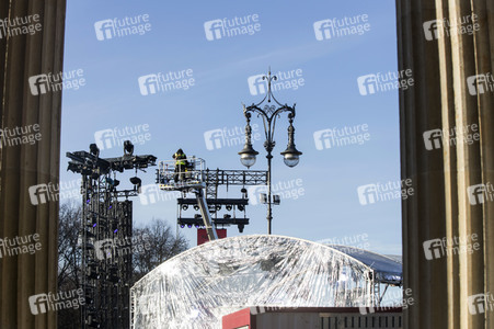 Vorbereitungen zur Silvesterfeier am Brandenburger Tor in Berlin