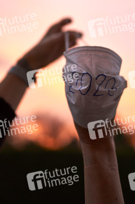 Symbolfoto Verabschiedung des Jahres 2020