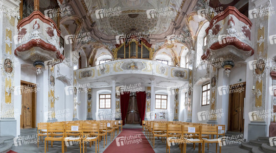 Symbolfoto Leere Kirchen