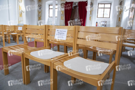 Symbolfoto Leere Kirchen