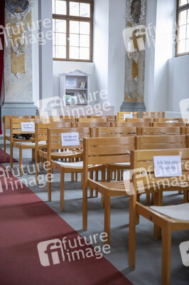 Symbolfoto Leere Kirchen