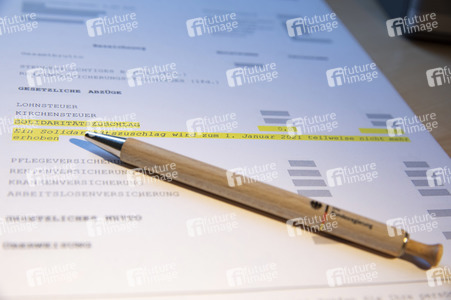 Symbolfoto Teilweiser Wegfall des Solidaritätszuschlages